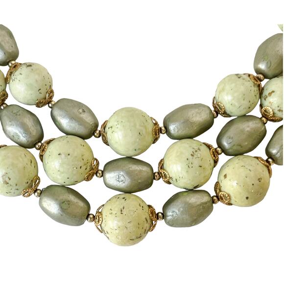 1960s Triple Strand Shades of Green Gold Specks Nugget & Round Beaded Necklace - Picture 5 of 6
